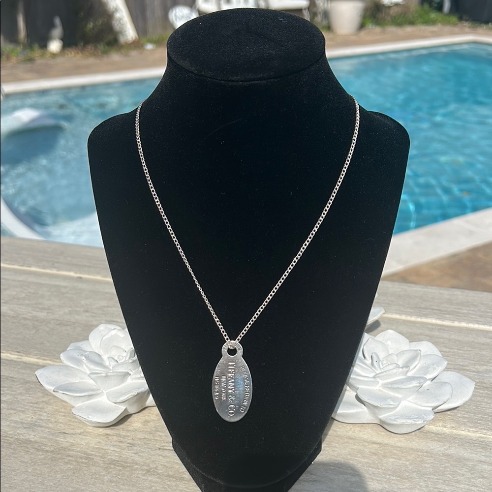 Tiffany& Co. Sterling (925) silver necklace.